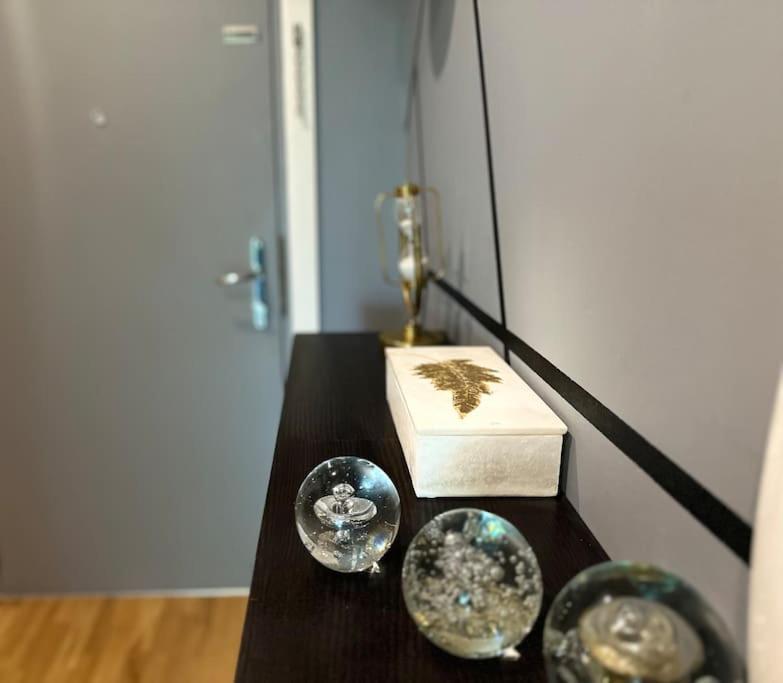 Stunning Luxury Croydon Apartment Gatwick Airport Close Purley Eksteriør bilde