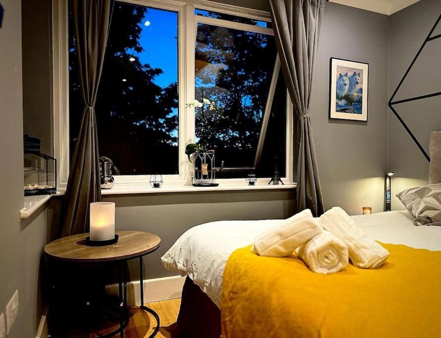 Stunning Luxury Croydon Apartment Gatwick Airport Close Purley Eksteriør bilde